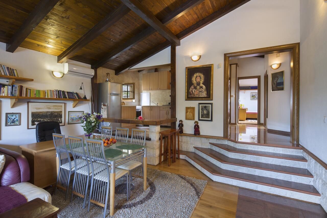 Виллы Robinson`s house Kruševica-43