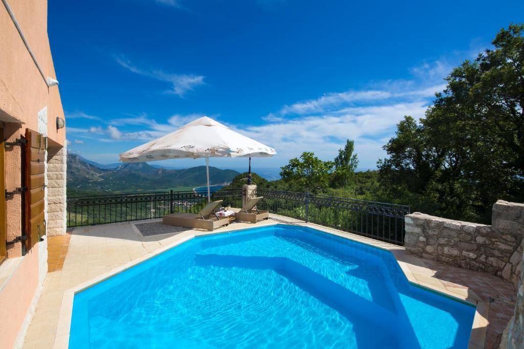 Виллы Robinson`s house Kruševica-66